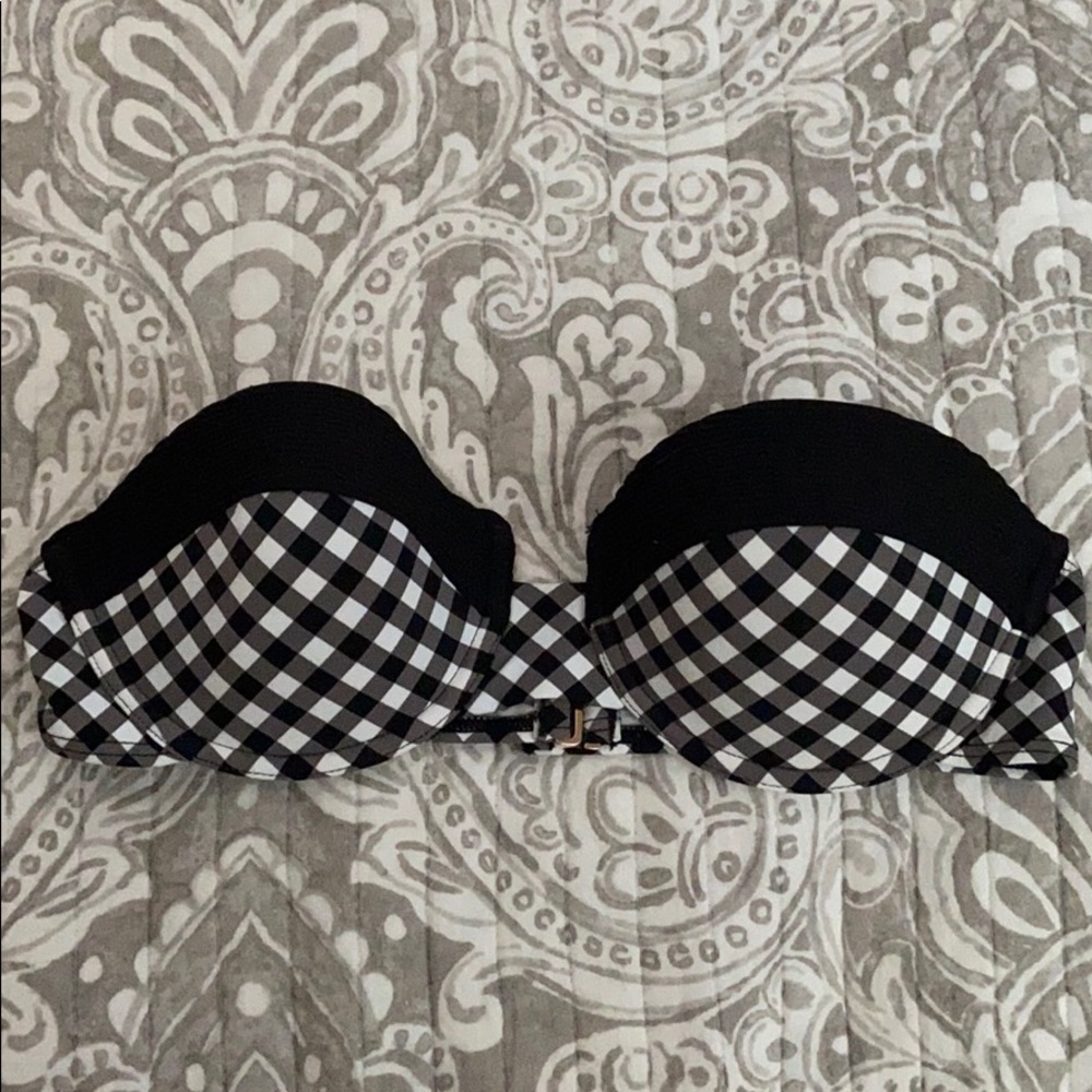 Chic Bikini Top